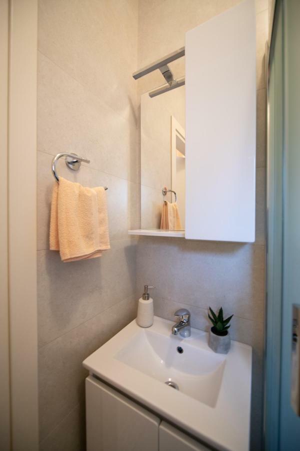 Studio Apartman Tasha Opatija Exteriör bild